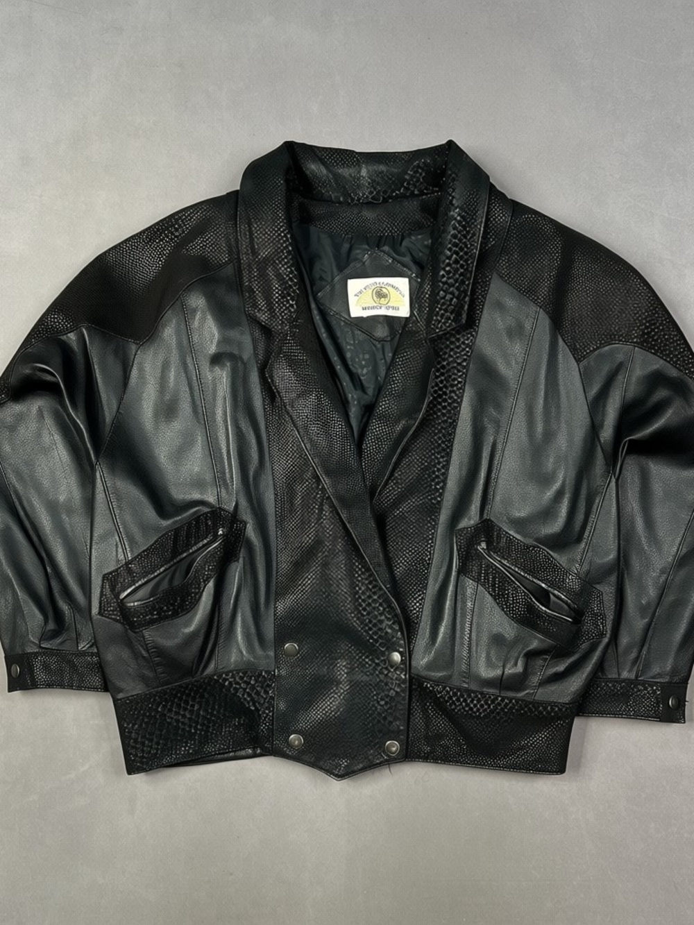 Vintage Black Leather Jacket - Classic Moto Style